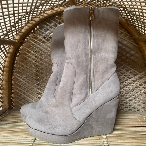 Juicy Couture Fold Over Wedge Boot - Picture 12 of 13